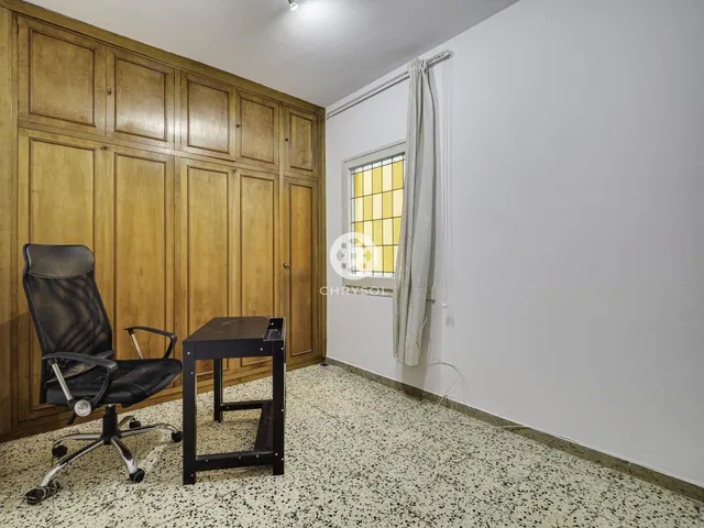 Piso en venta junto a Sagrada Familia. — 29