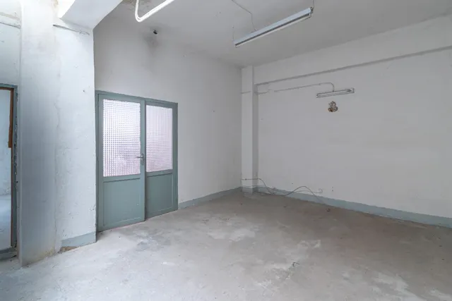 Local comercial en Zaidin junto Avda Cadiz — 10