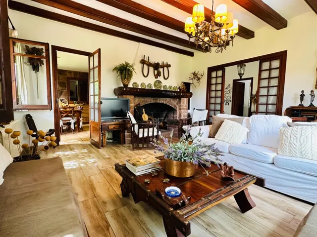 EXCLUSIVA CASA UNIFAMILIAR EN CASTELLVÍ DE ROSANES - GRAN PARCELA, PRIVACIDAD Y ENCANTO NATURAL — 19