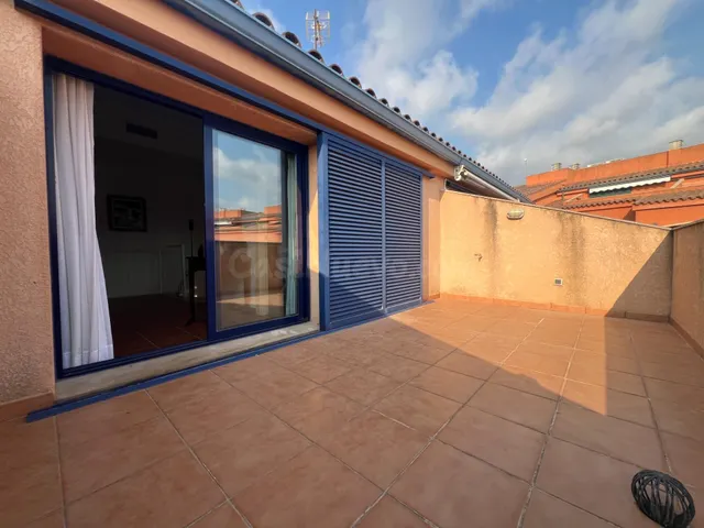 Espectacular ático dúplex con vistas al mar en la exclusiva  - foto 4