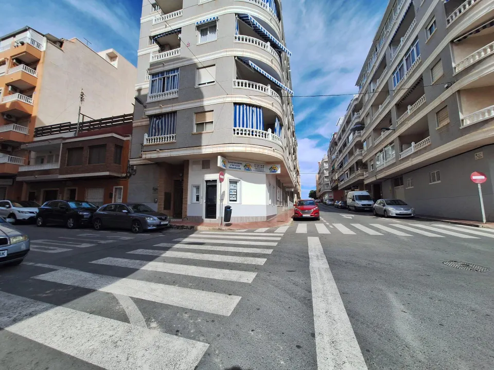 Acogedor Apartamento en Torrevieja, Ideal para Vivir