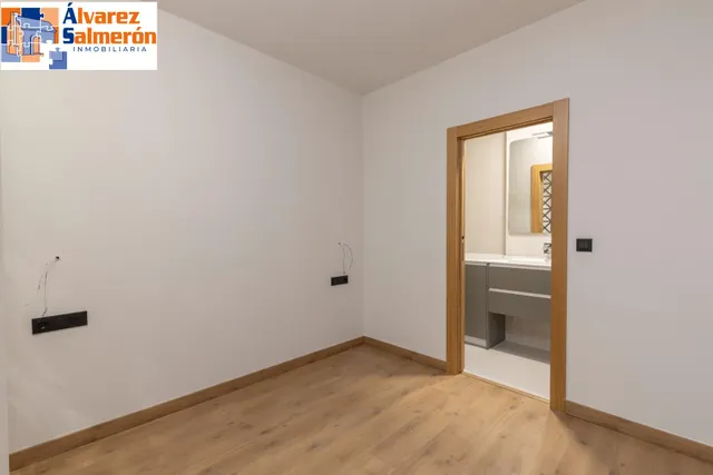 MODERNO ESTUDIO TIPO LOFT EN URBANIZACIÓN VILLA PINEDA - ZONA VILLAREJO — 9