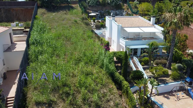 Parcela para construïr una casa de 680m2 con vistas al mar — 9