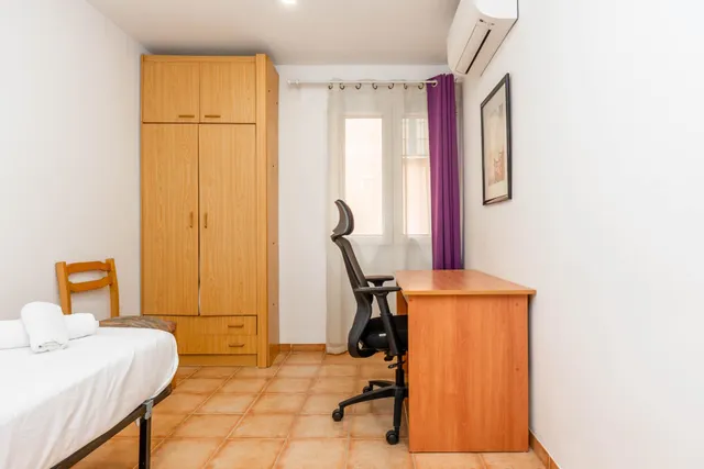 ALQUILER PARA ESTUDIANTES (ZONA REALEJO) — 22