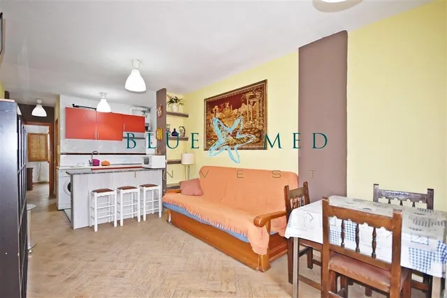 APARTAMENTO EN PLANTA BAJA CON TERRAZA Y PISCINA COMUNITARIA - foto 2