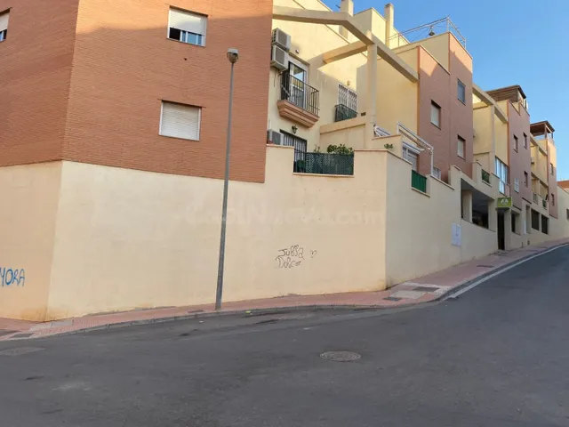 LOCAL COMERCIAL EN ALMERIA - foto 5