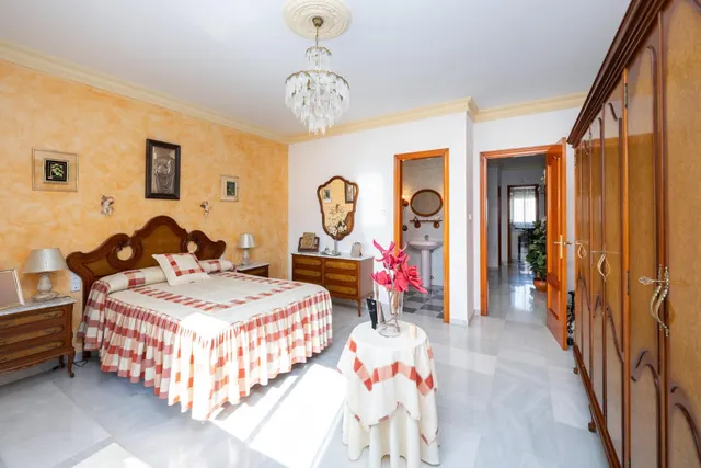 Casa de 6 dormitorios con piscina privada, terrazas y espectaculares vistas en Órgiva – Granada — 42