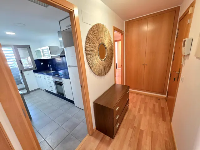 Oportunidad única en el Auditorio: Acogedora vivienda de 2 habitaciones con garaje y trastero — 9