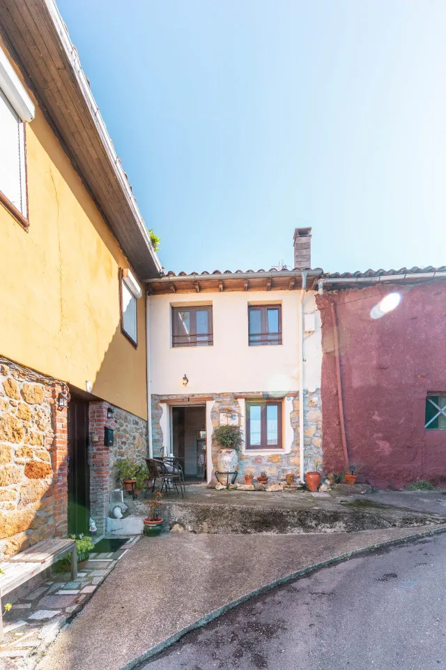 Casa totalmente reformada con finca y anexo para rehabilitar en L’Oteru, Piloña, muy cerca de Infiesto. — 24