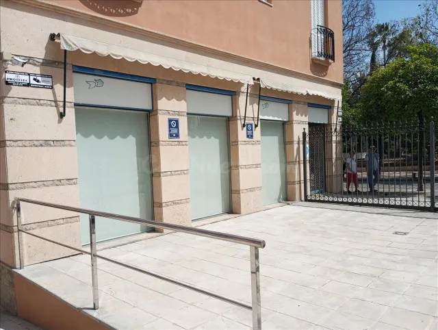 Venta local comercial en Jerez de la Frontera (Cádiz) - foto 3