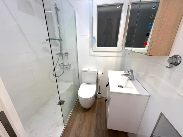 ATICO DE CAPRICHO CON TERRAZA DESPEJADA PRIMERA ZONA GROS — 15