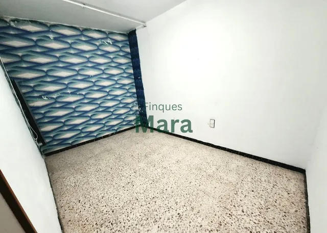 ¡¡un piso con muchísimo potencial y gran luminosidad en el barrio de marianao!! — 13