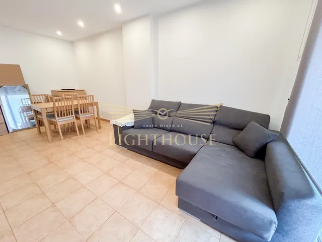 Excelente apartamento reformado en venta en Fenals — 6