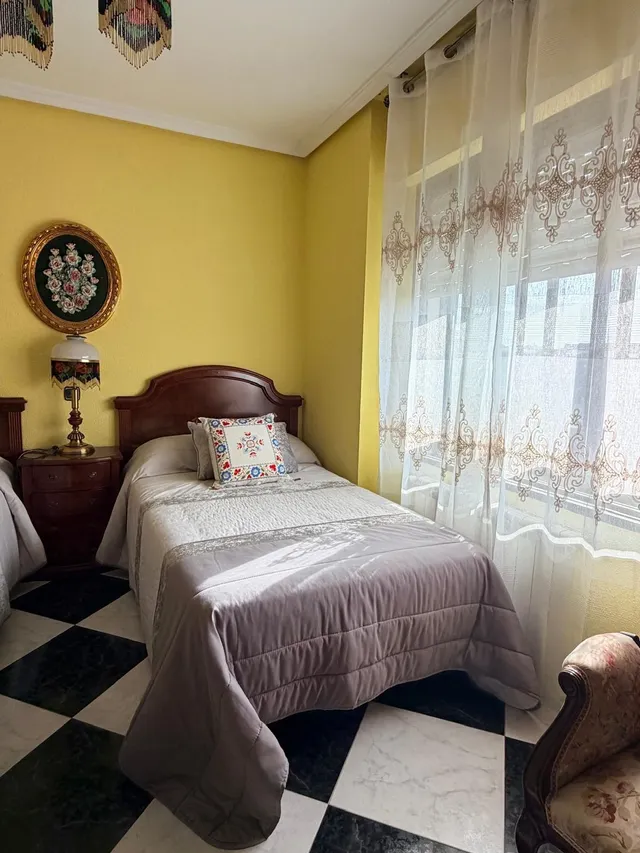 Piso 5 habitaciones 196m² en venta - Valdepasillas — 40