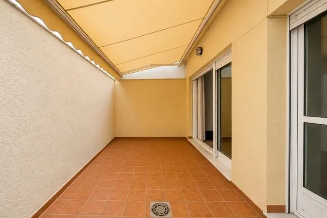 Duplex de 5 dormitorios y sotano privado — 9