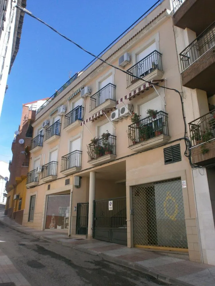 Venta de Vivienda en Bailén, Jaén. Activo Inmobiliario Sin Posesión / Alquilado / No se Puede Visitar.