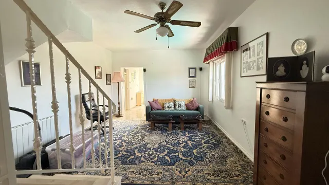 Villa 5 habitaciones 214m² en venta - Villamartin — 43