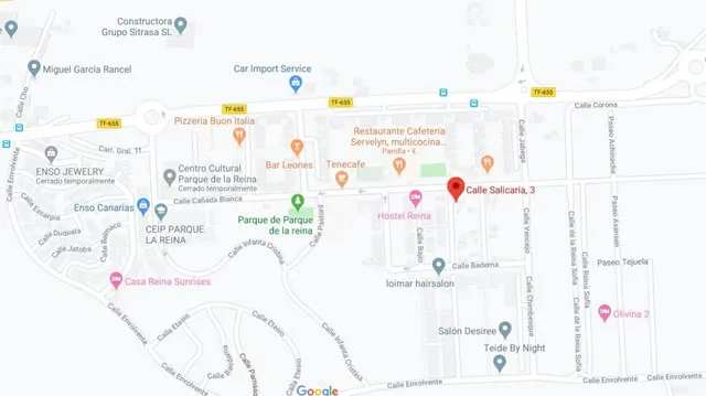 Parque La Reina casa 300 m2 en 2 plantas con 300 m2 sótano. — 3