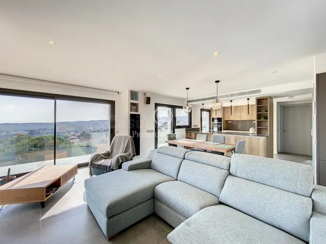 Nueva promoción de vivienda unifamiliar en venta y con vista