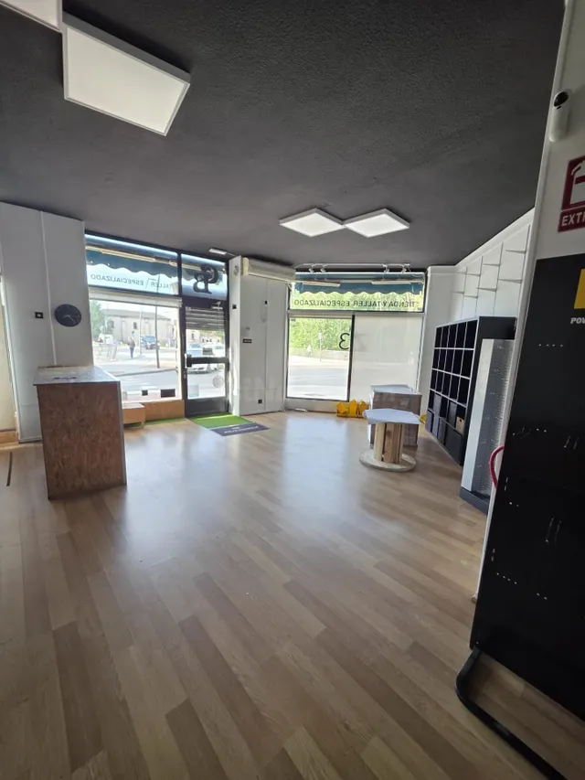 900€ LOCAL COMERCIAL PURO CENTRO - foto 3