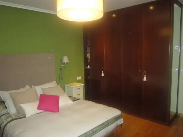 SE VENDE CHALET ADOSADO SEMINUEVO, 4 HAB., GARAJE DOBLE ,PATIO. PARA ENTRAR A VIVIR — 16