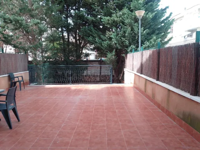 Planta baja con amplia terraza de 20m2 y jardín de 26m2 para inversión cerca de la playa en Águilas (Murcia) — 3