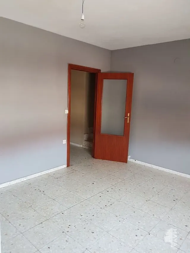 Piso en 1ª Planta en Aliseda — 8