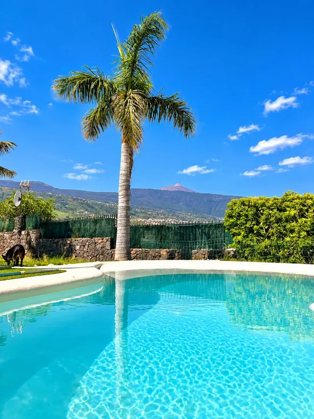 Villa independiente con gran jardín y piscina playa — 24