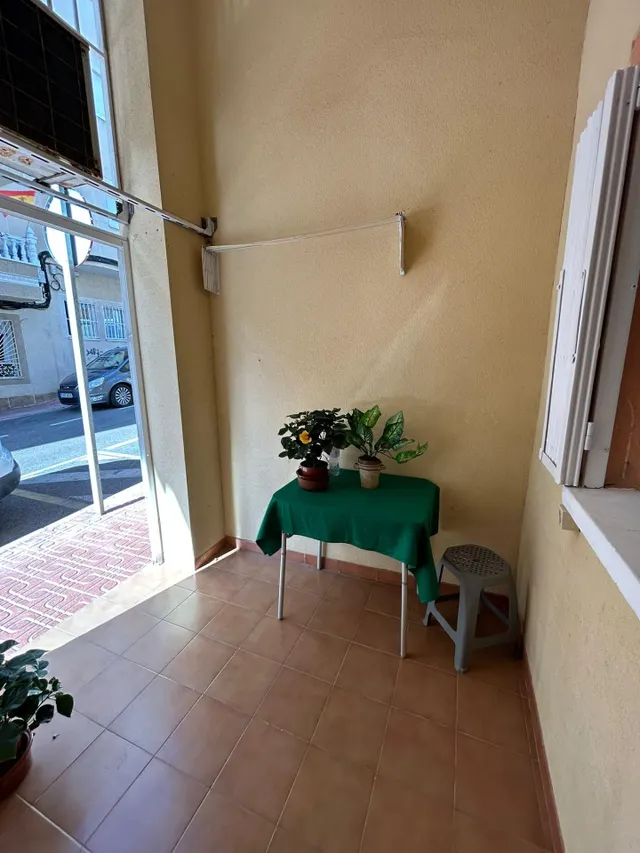 Apartamento cerca del mar, Alicante, Torrevieja. 2 habitaciones, 73 m2, 200 metros del mar — 5
