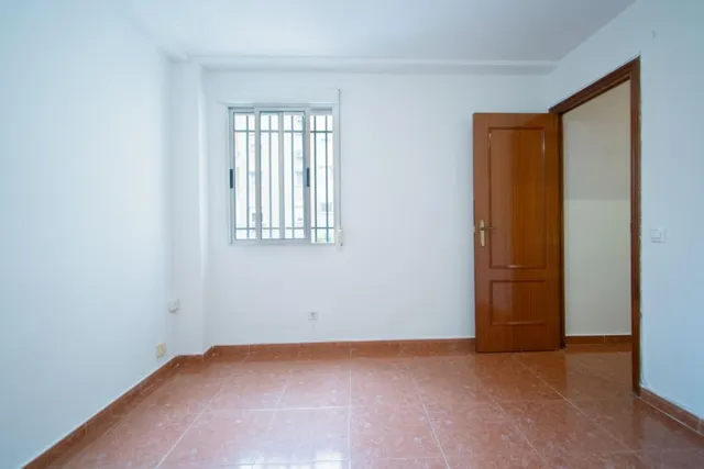 Estupenda vivienda junto José Laguillo con parking en superficie!!! — 17