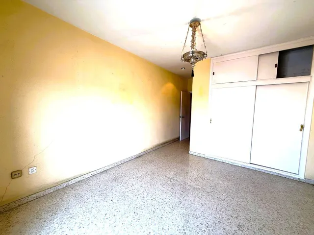 Piso de tres dor. garaje y trastero en pleno centro de jerez. — 26