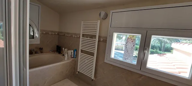 Chalet en venta en Les Tres Cales — 32