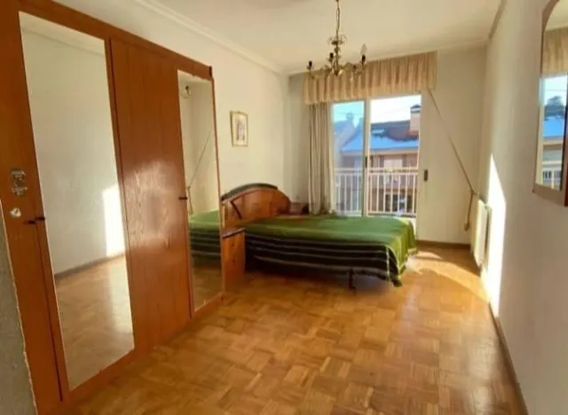 ¡GRAN OPORTUNIDAD! DÚPLEX DE 200 m2 CON PISCINA, JARDÍN, GARAJE Y TRASTERO POR SOLO 104.999 € — 6