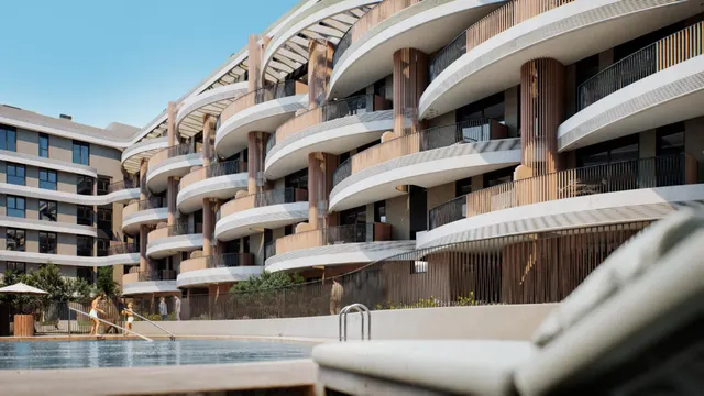 PRIME LOCATION IN MALAGA — 21