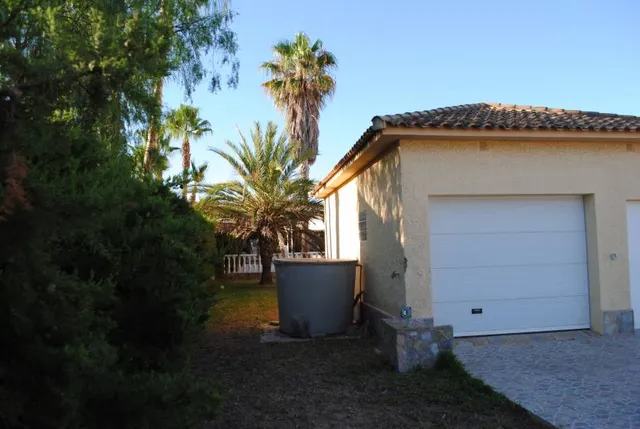 Parcela con proyecto de chalet en Cabo Roig — 2
