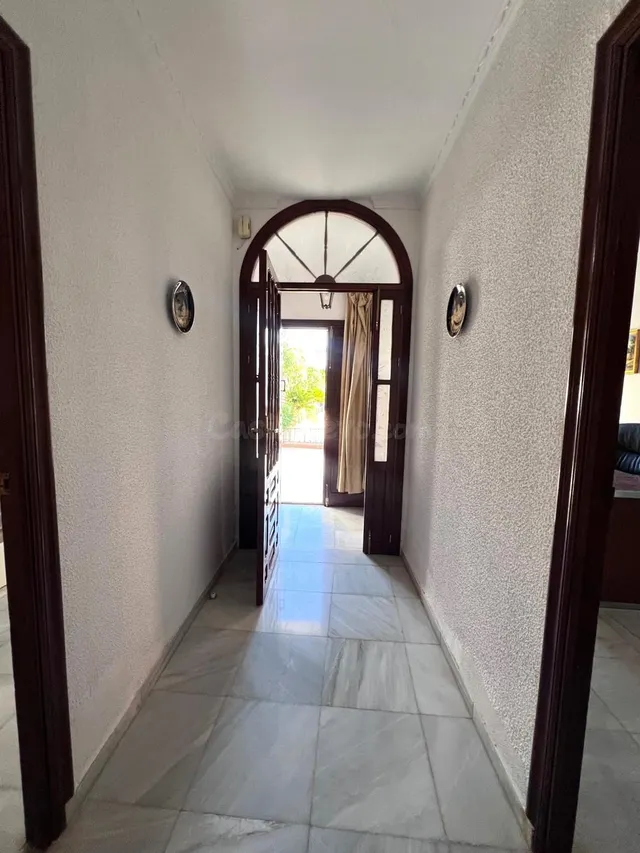 SEÑORIAL VIVIENDA SITUADA EN PLAZA DE ESPAÑA, GUILLENA, SEVI - foto 5