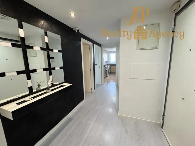 ALQUILER TEMPORAL de  fantástica vivienda situada en Benetússer, de 3 habitaciones, 2 baños, y garaje. — 34