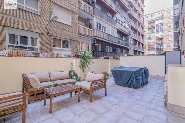 OPORTUNIDAD EN ALQUILER DE PISO REFORMADO DE DOS DORMITORIOS
