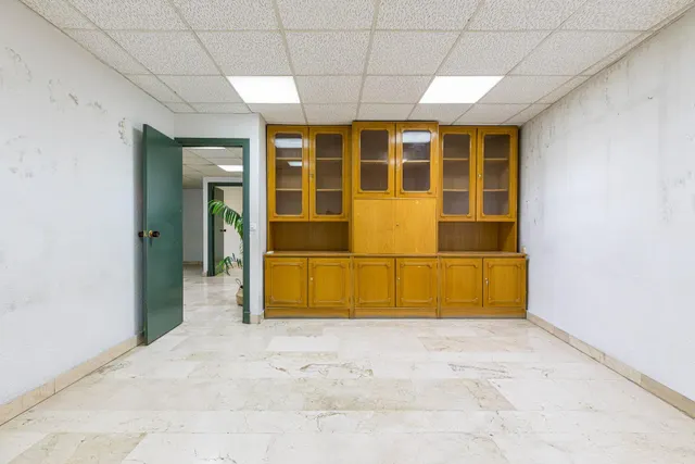 OFICINA DE 149 m2 EN PLENA GRAN VÍA – POSIBILIDAD DE TRANSFORMACIÓN EN VIVIENDA — 8