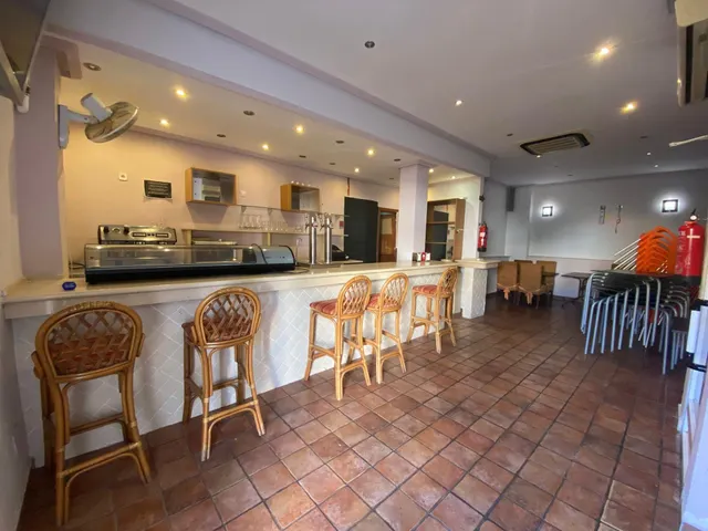 Restaurante en venta en pleno Paseo Miguel Santana — Portman, Murcia — 4