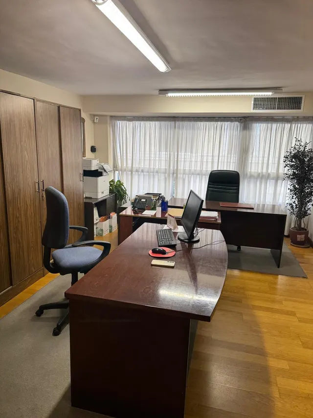 Amplia Oficina en Venta - Calle Claudio Moyano, Valladolid — 8