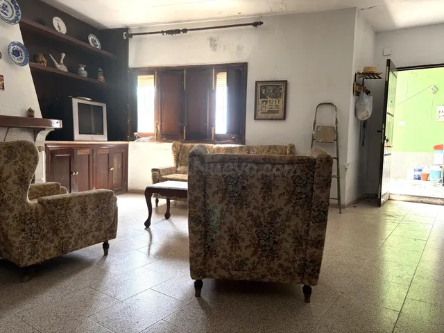 CHALET EN DON BENITO CON ESCRITURAS - foto 2