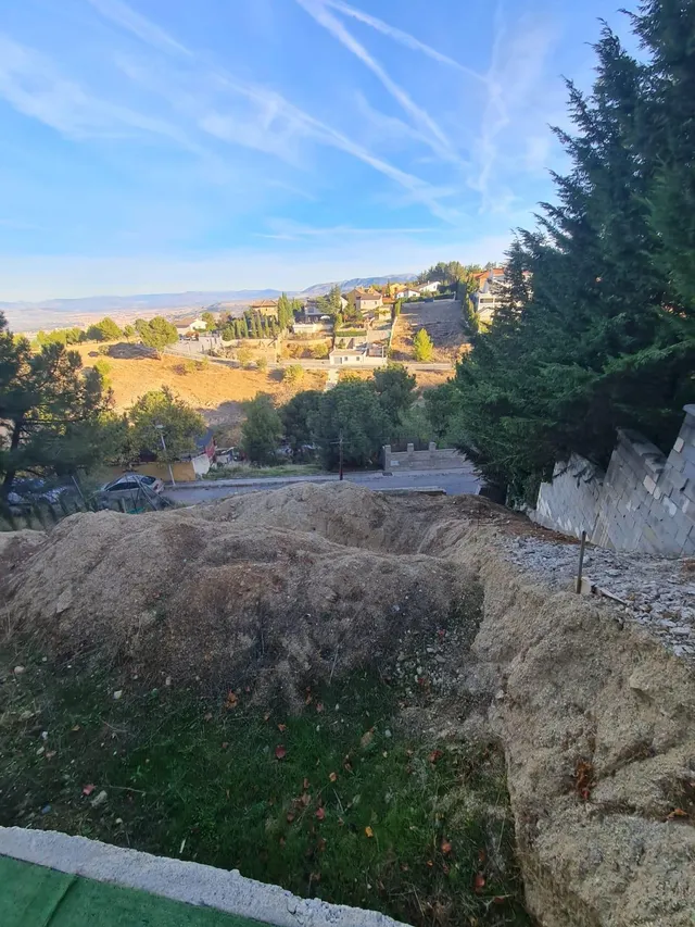 Parcela con una casita de madera en Cumbres Verdes. — 25