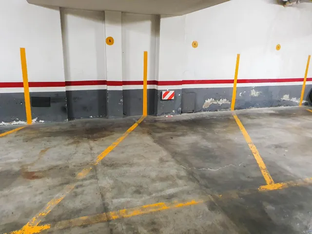 PARKING EN ALQUILER  EN CALLE BERTRAN DE BARCELONA — 12