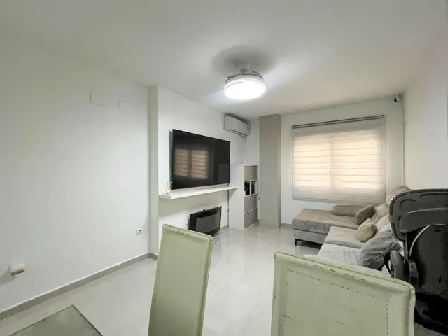 Piso en venta en Calle Pintor Soriano Quiros s/n — 9