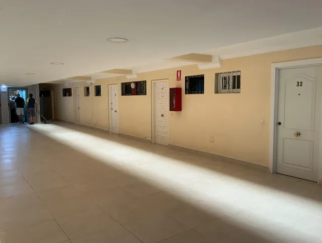 Estudio reformado con licencia turistica en Gamonal, Benalmadena — 25
