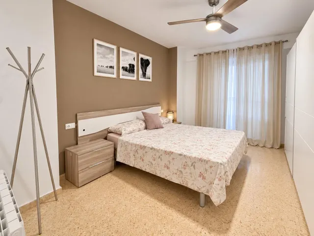 Amplio piso de 4 habitaciones junto al metro de Mislata — 12