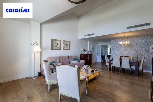 Chalet en Cañadas del Parque, Dilar — 12