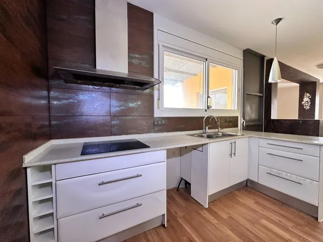 Se vende casa en la bisbal del penedes, zona priorat bisbal — 12