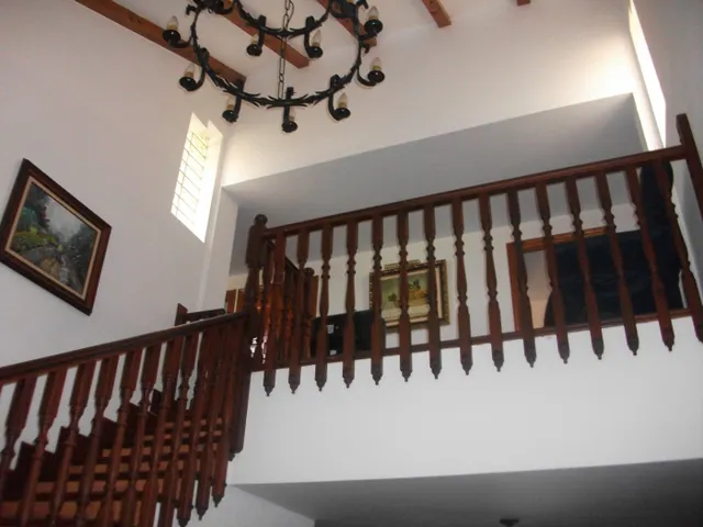 ¡¡¡ESPECTACULAR PARCELA DE 2264M, CON PISCINA, PISTA DE TENIS EN URB. AGUA SOL. — 38
